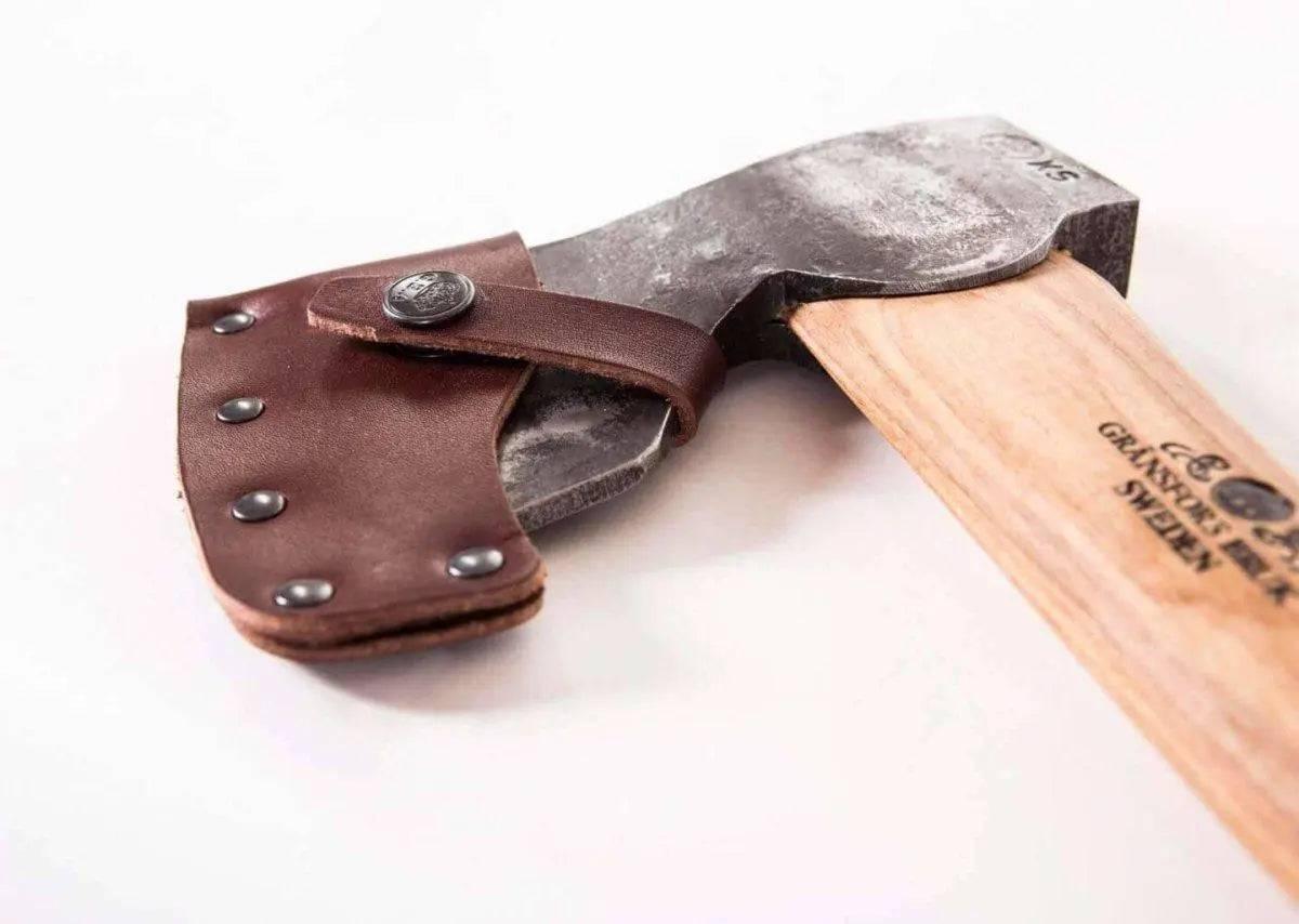 Gränsfors Carpenter’s Hand Forged Axe #465 (Sweden) - NORTH RIVER OUTDOORS